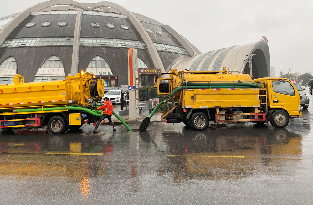 271下庙村商场管道清淤