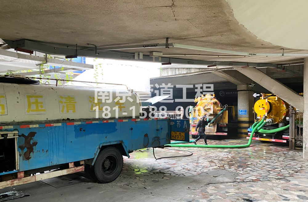 273下庙村商场地下室污水清理